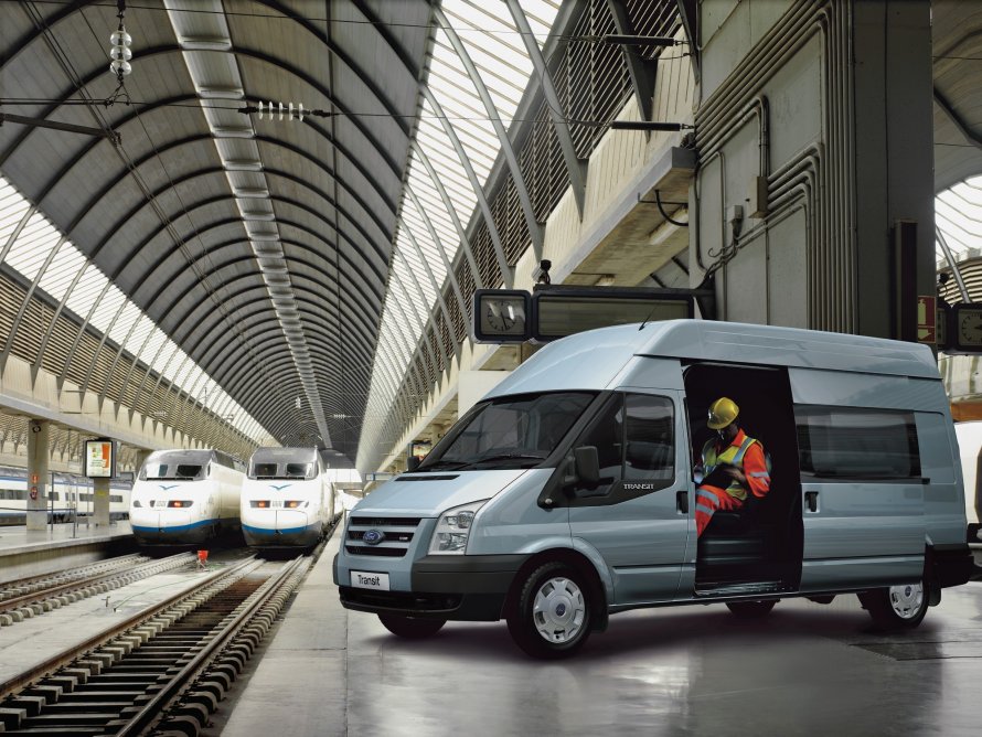 Ford Transit 2000 2.4