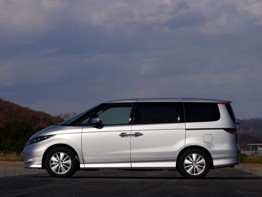 Honda Elysion 2010
