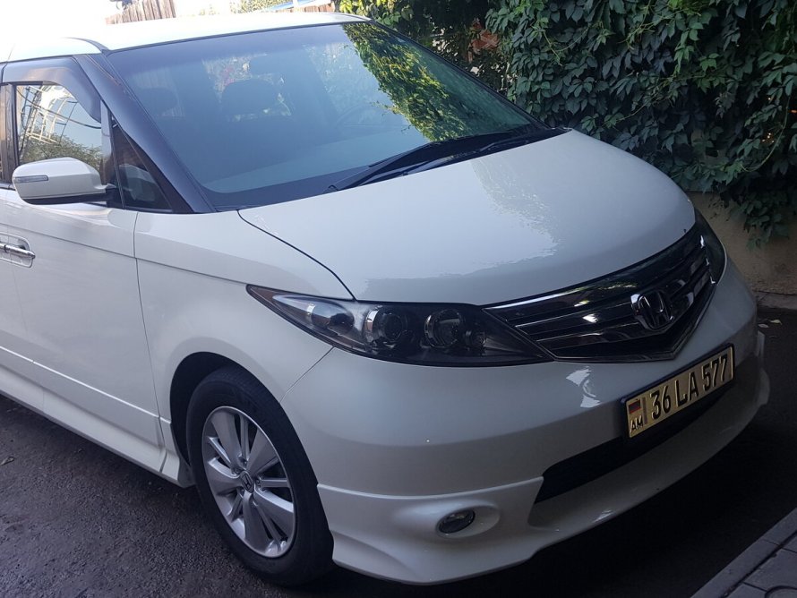 Honda Elysion i Рестайлинг