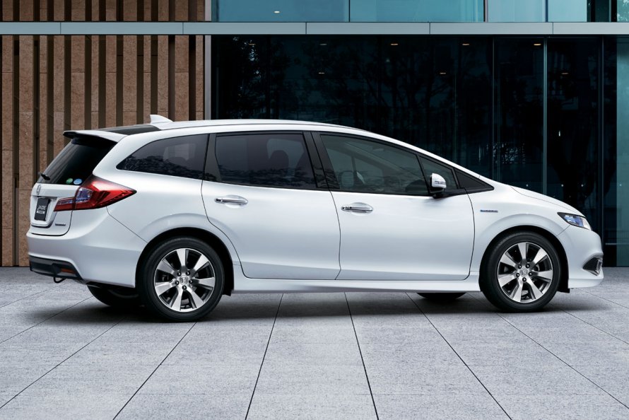 Honda Jade, 2017 гибрид