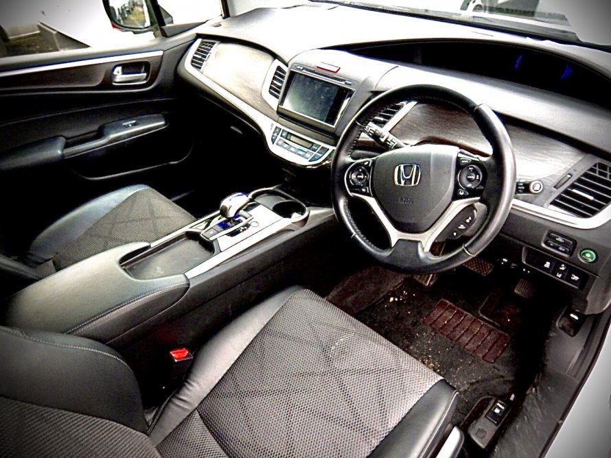 Honda Jade 2015