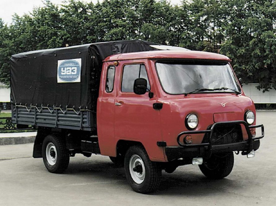 УАЗ 3303 бортовой в Серове