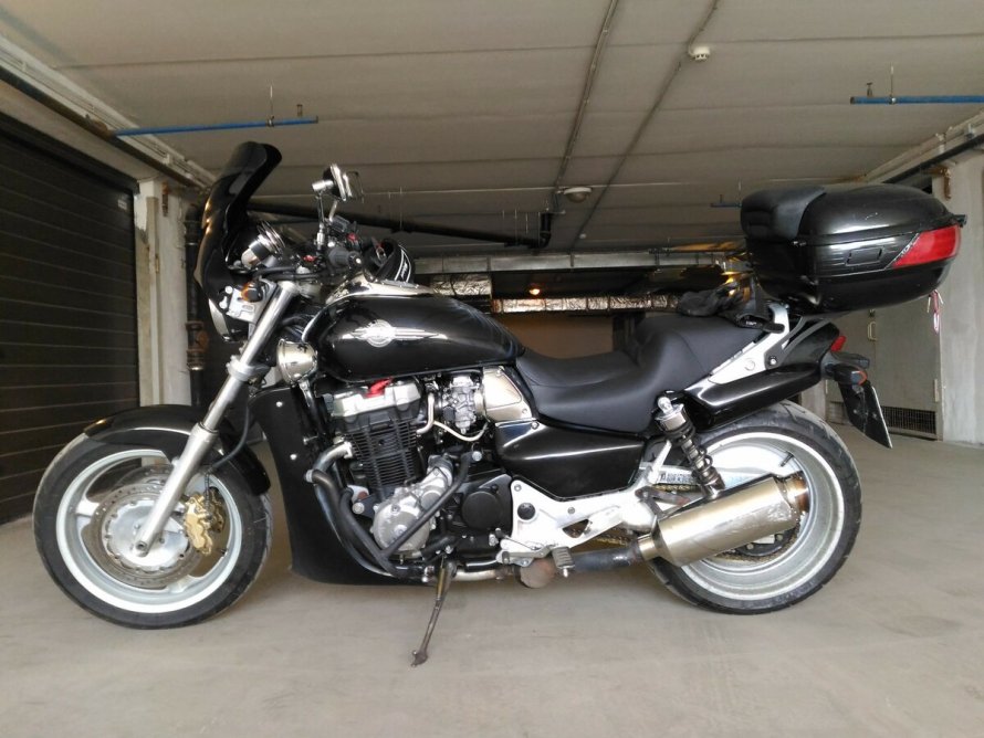 Honda x4 Black Special