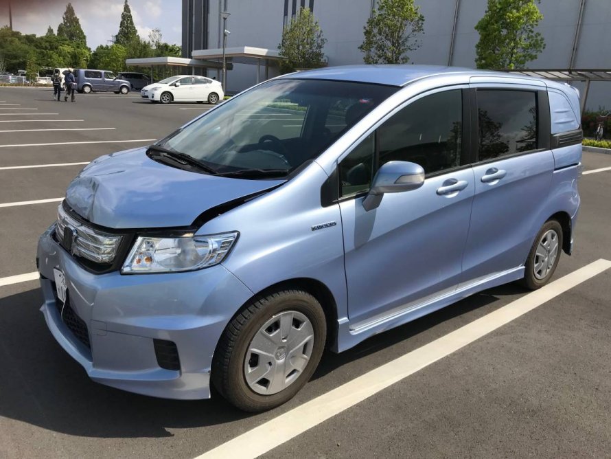 Honda freed Hybrid 2012