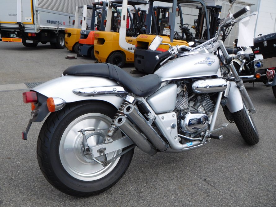Honda Magna 250