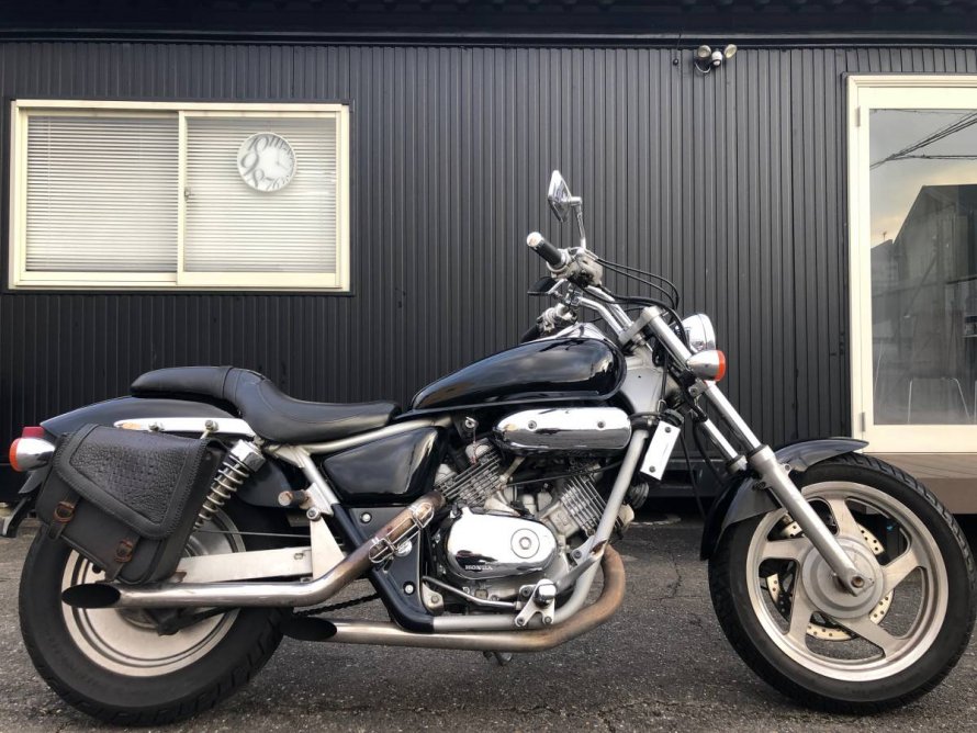 Honda Magna 250