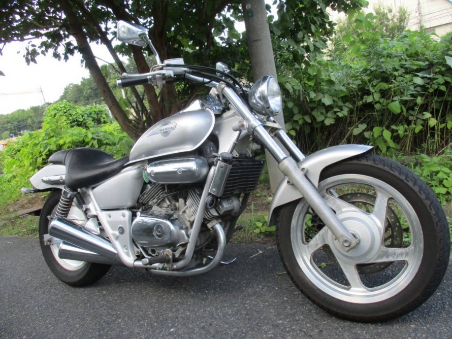 Мото "Honda Magna" 1:18