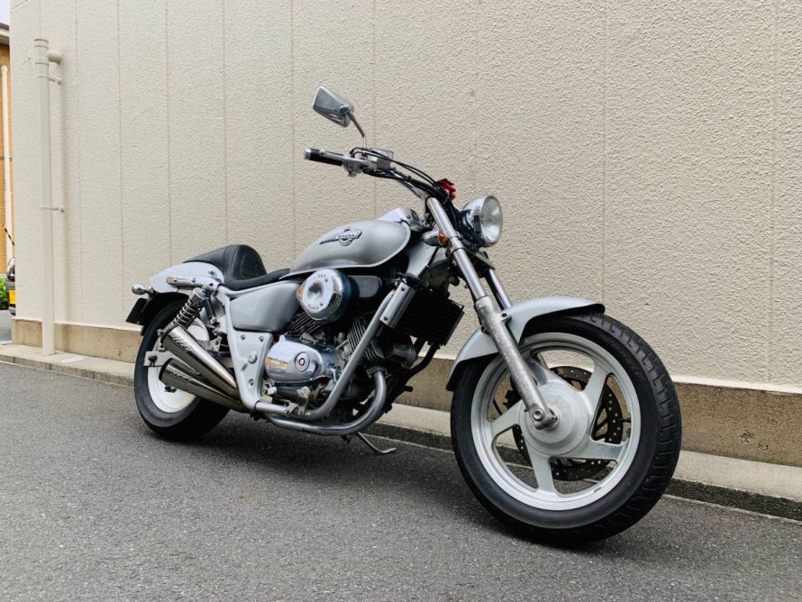 Honda Magna 250