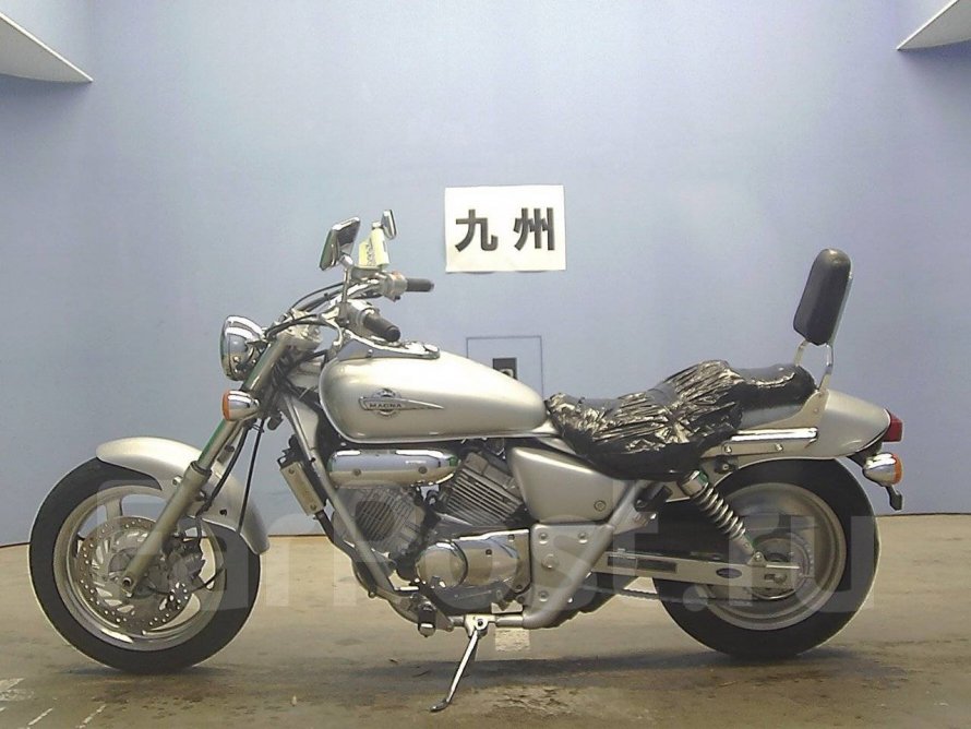 Honda Magna 250