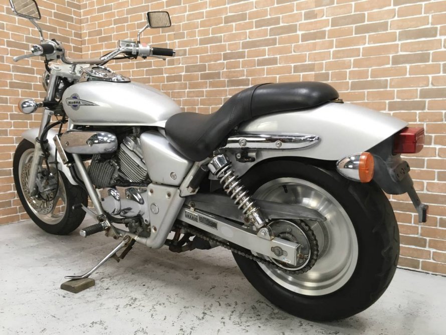 Honda 250 Magna 2