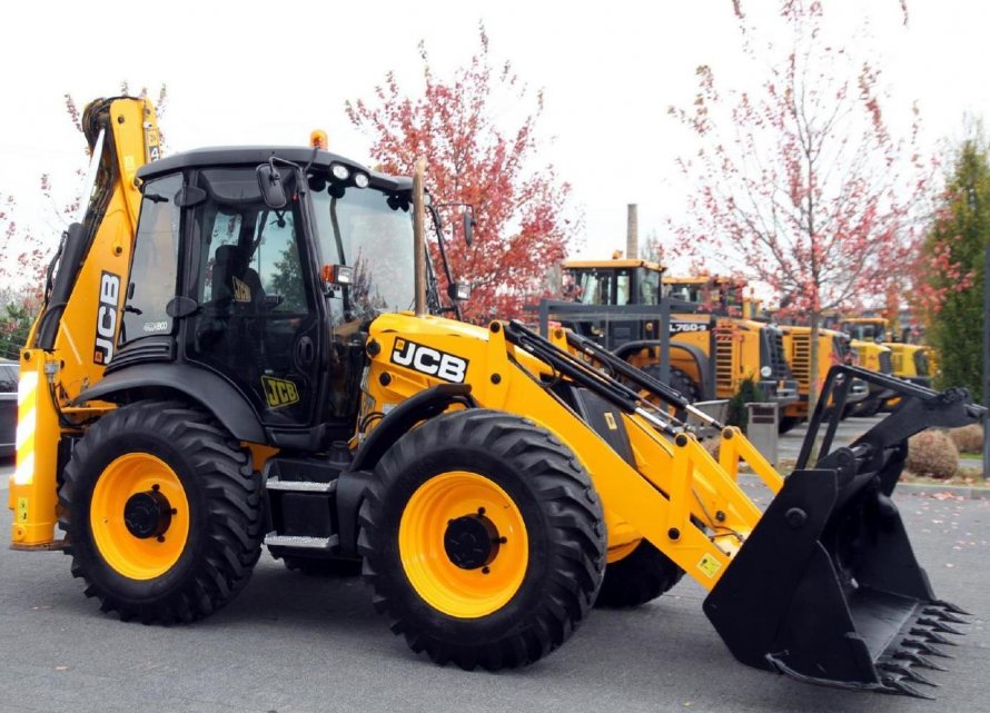 Трактор JCB 4cx