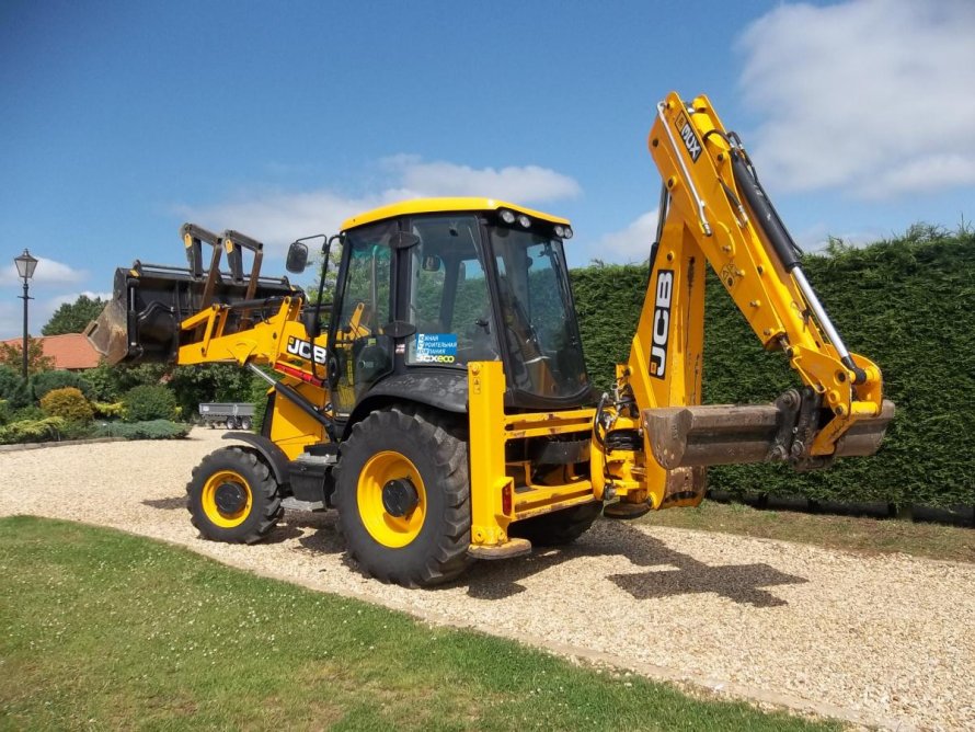 Трактор JCB 3cx