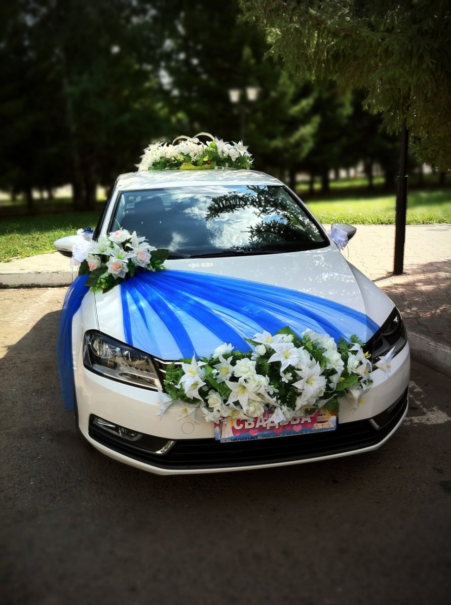 Свадебные украшения на авто