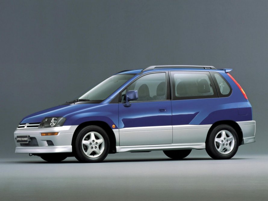 Mitsubishi Space Runner 1999