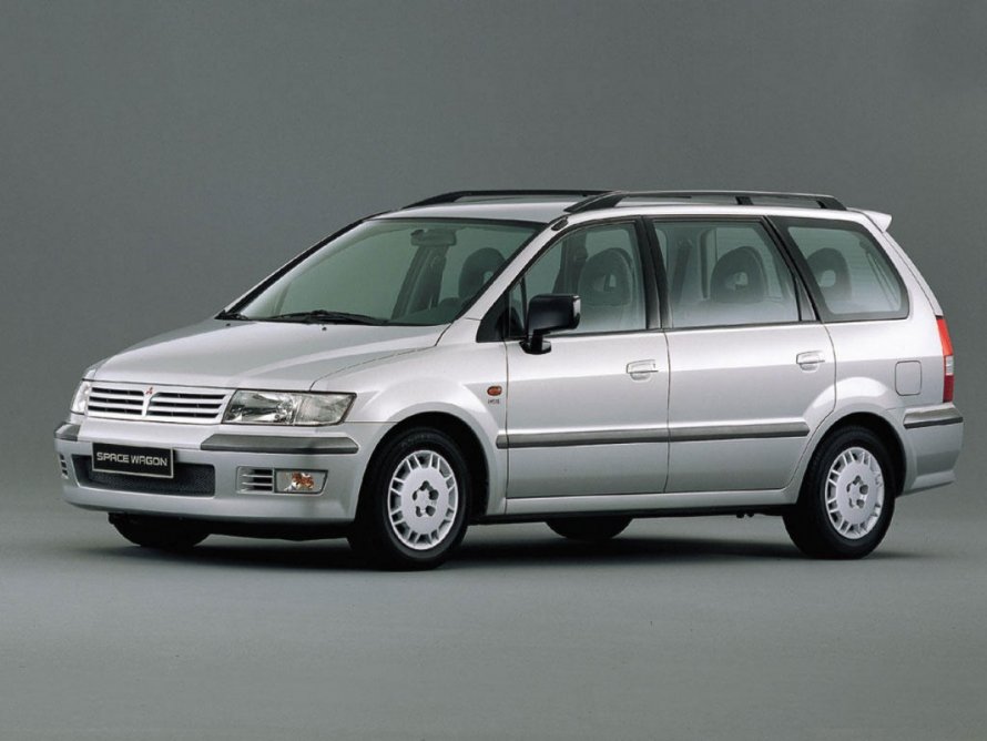 Mitsubishi Space Wagon 2.0