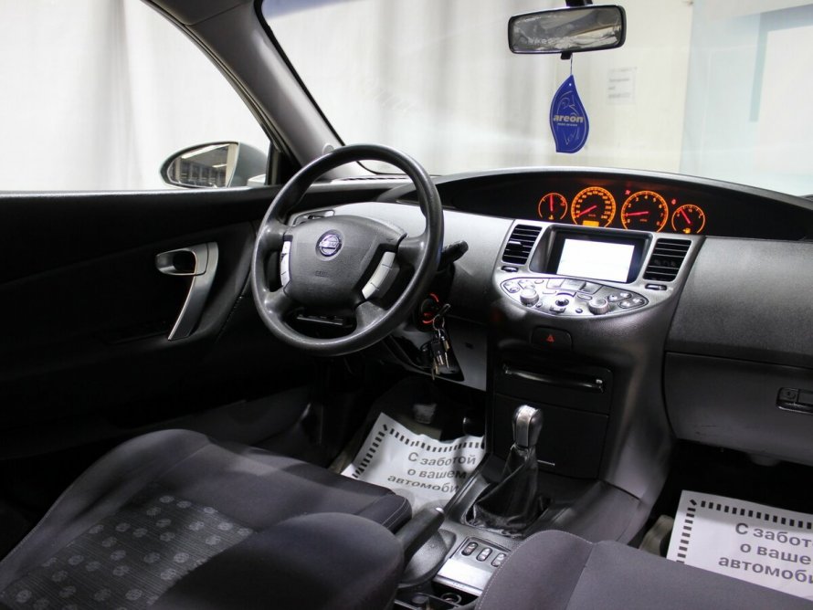 Nissan primera III (p12) Interior