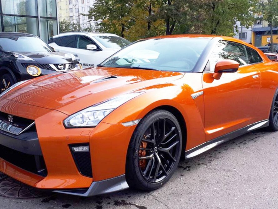 Nissan GTR 2012 Orange