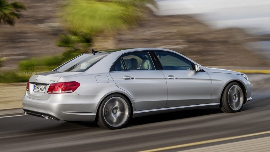 Мерседес w212 e63 AMG