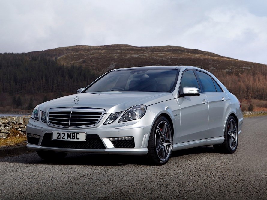 Мерседес Бенц w212