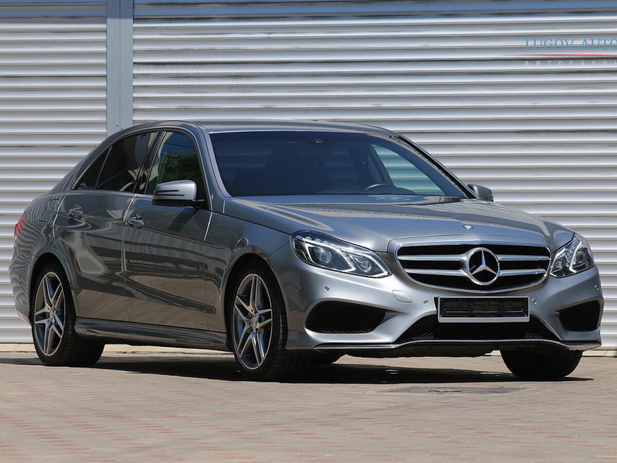 Мерседес Бенц w212