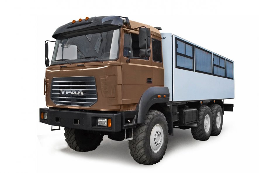 Урал тягач 32552