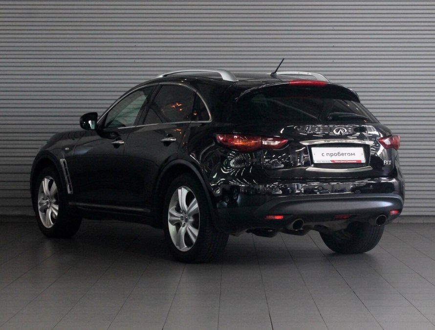 Infiniti ex35 2020