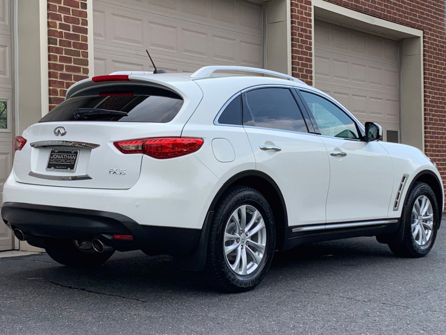 Infiniti fx35 2010