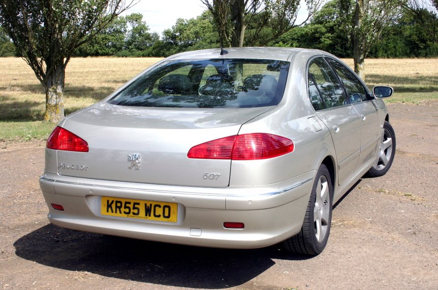 Peugeot 607 2009