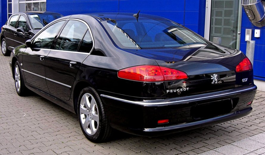 Peugeot 607