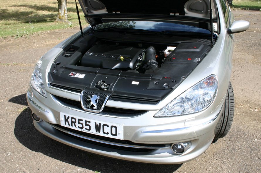 Фары Рестайлинг Peugeot 607