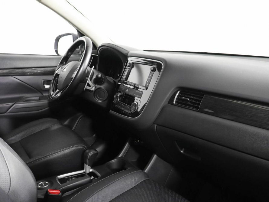Mitsubishi Lancer 2011 салон
