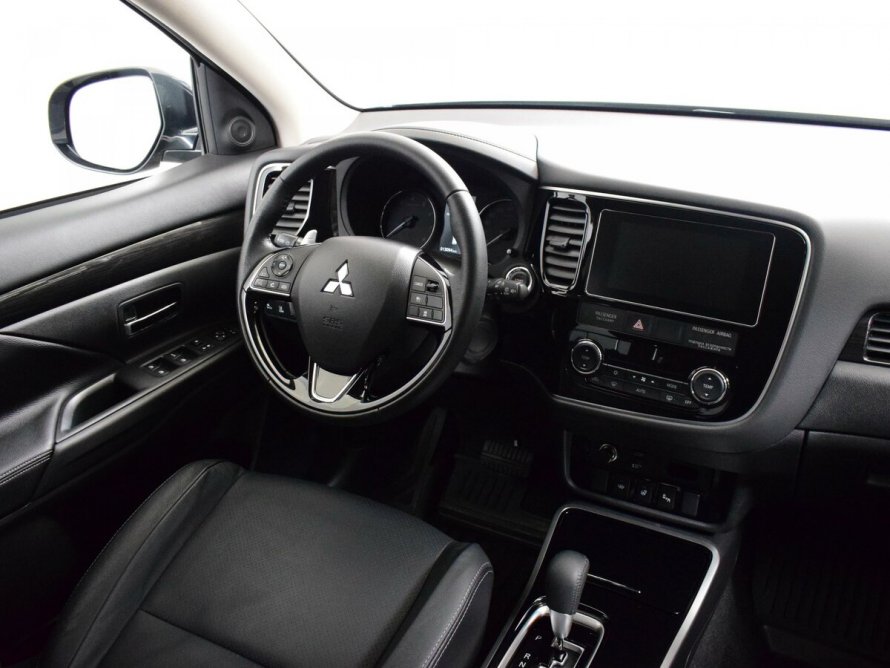 Mitsubishi Outlander 2014 салон