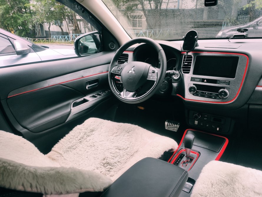 Mitsubishi Outlander 3 2018 салон