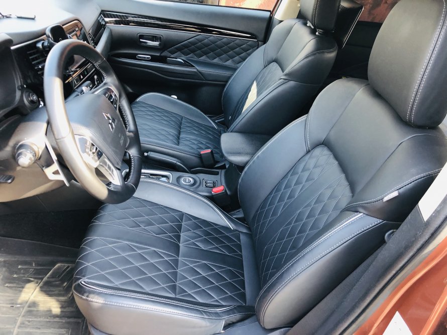 Mitsubishi Outlander 2013 салон