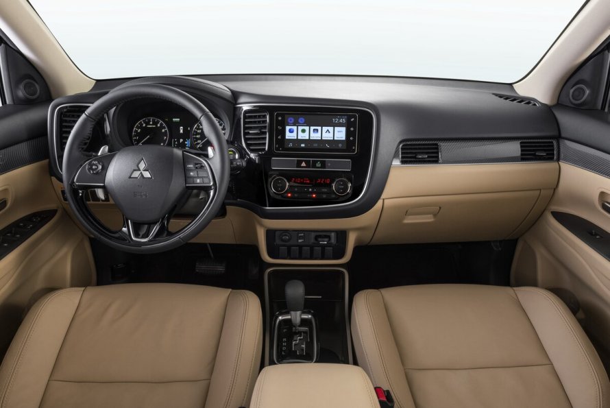 Mitsubishi Outlander III Рестайлинг 3 салон