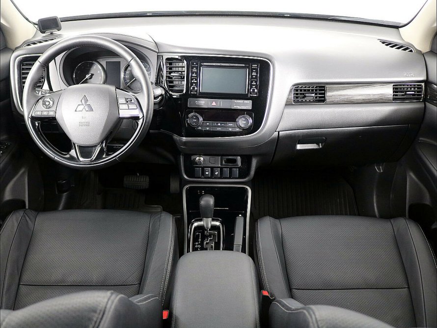Mitsubishi Outlander 3 Рестайлинг