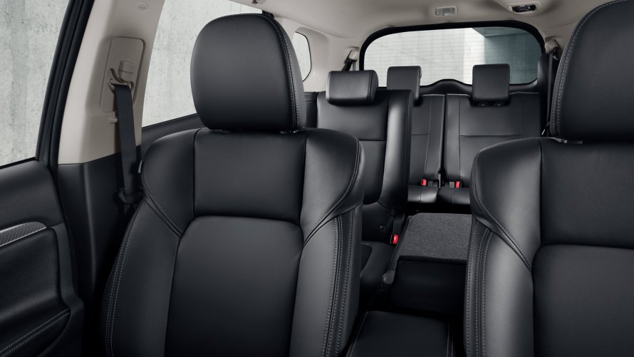 Mitsubishi Outlander 2020 салон