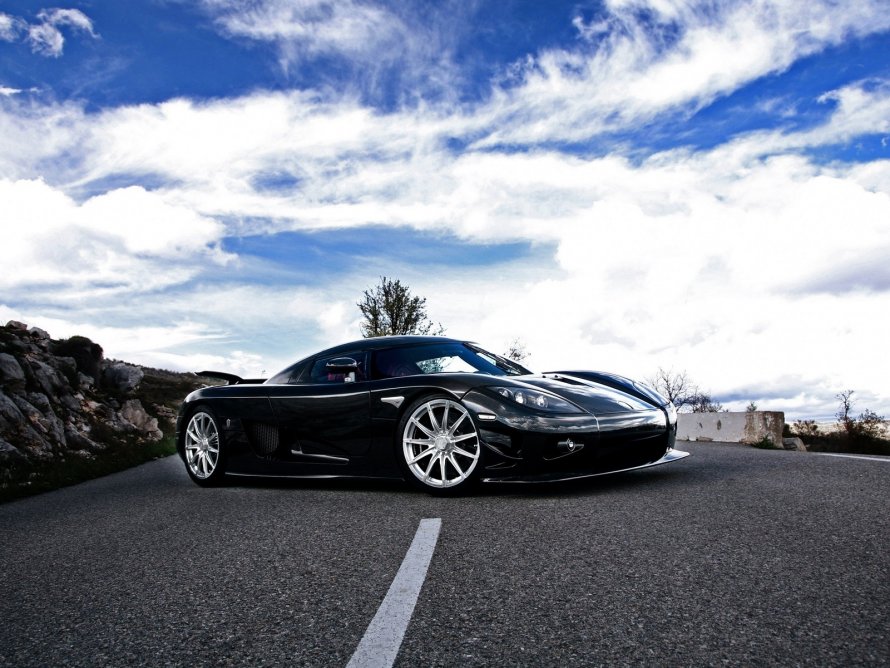 Суперкар Koenigsegg CCXR