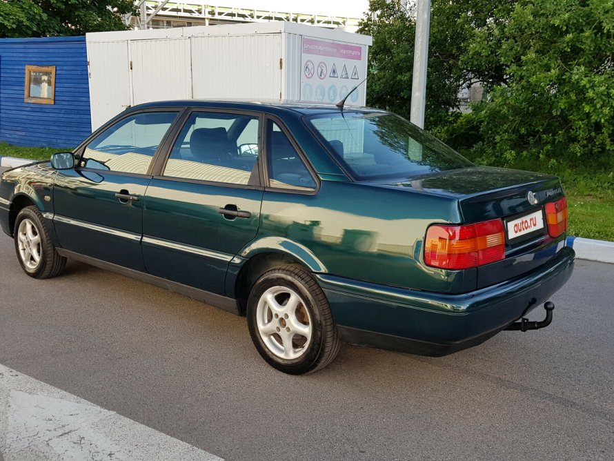 Volkswagen Passat b4 седан