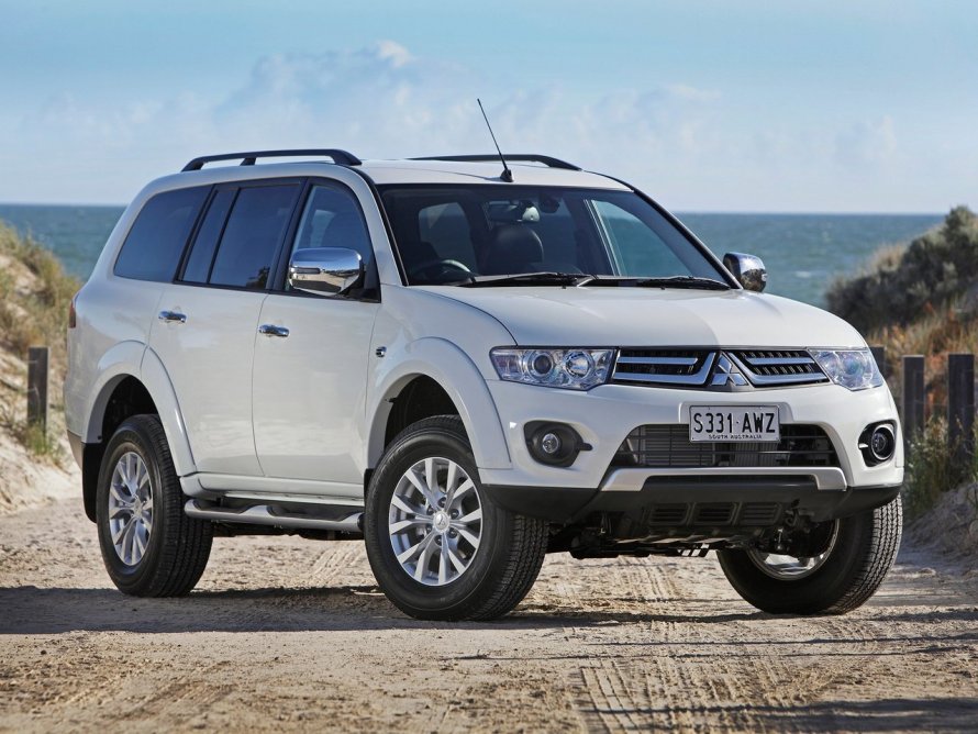 Mitsubishi Pajero Sport 2