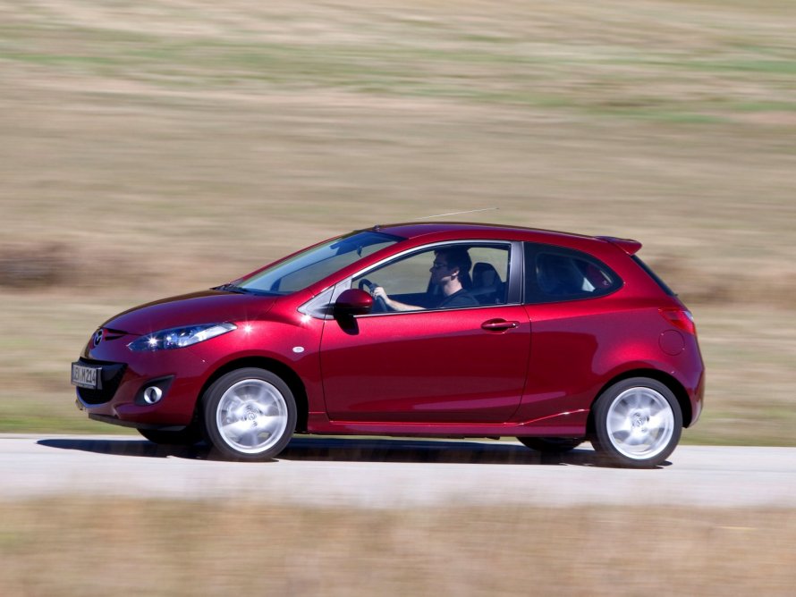 Mazda 2 2010