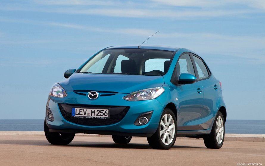 Mazda 2 хэтчбек