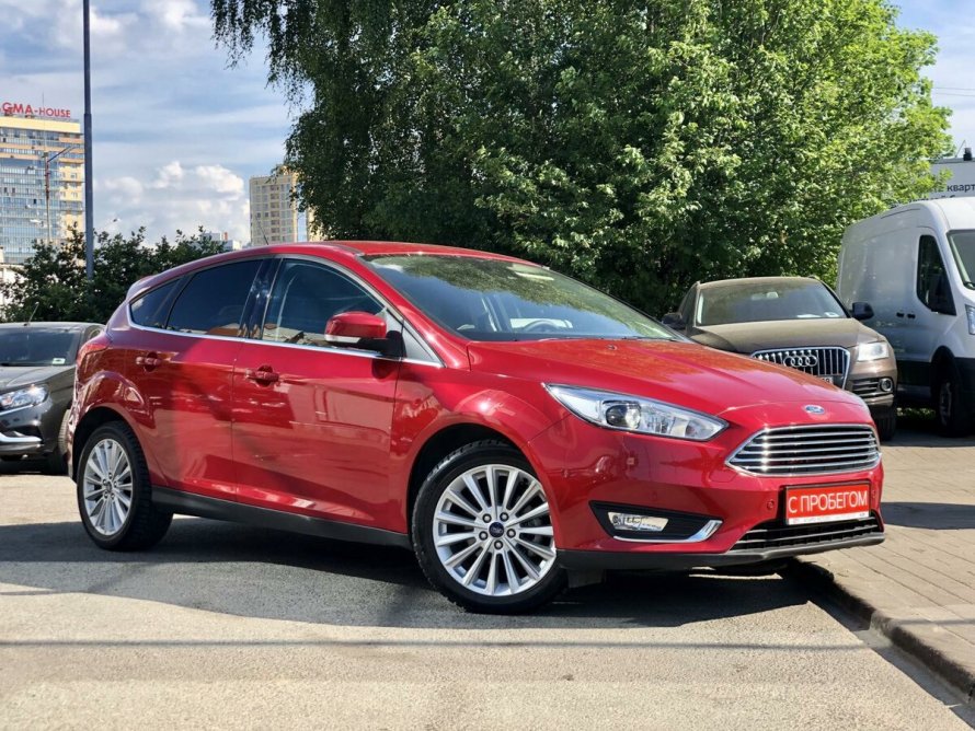 Ford Focus 3 Рестайлинг красный