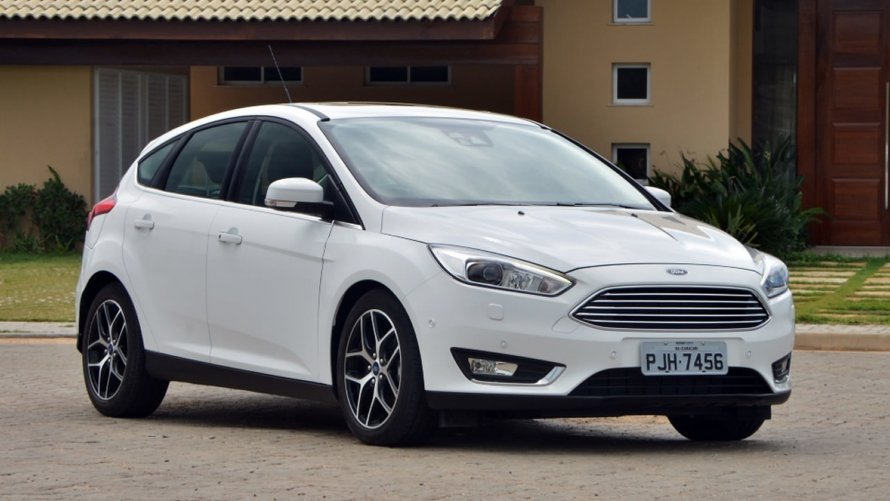 Ford Focus 2017 белая