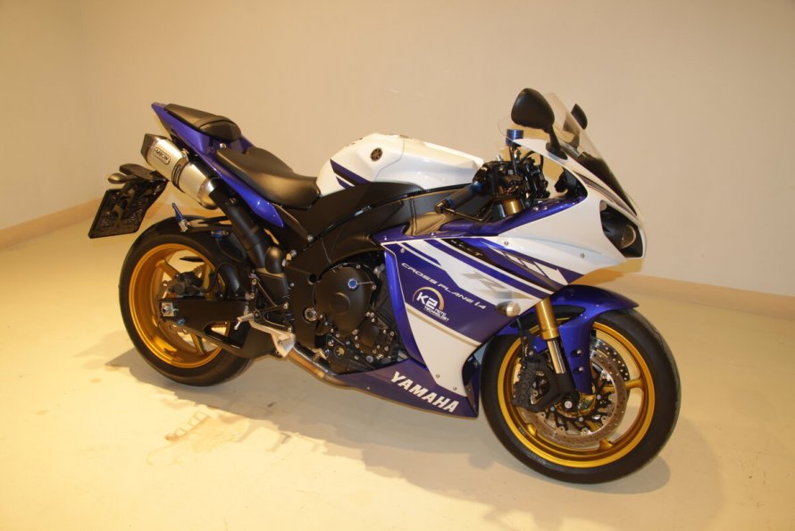 Yamaha YZF-r1