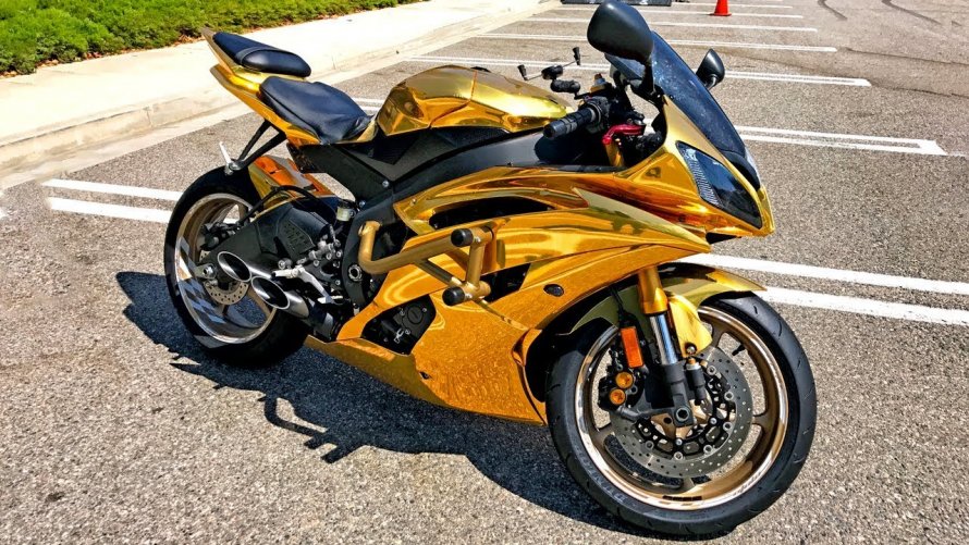 Yamaha r1 Золотая