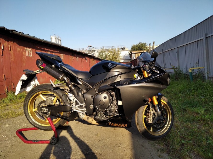 Yamaha r1 Diablo