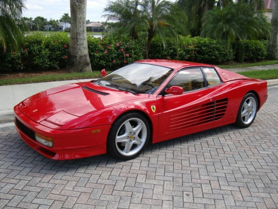 Машина Ferrari Testarossa