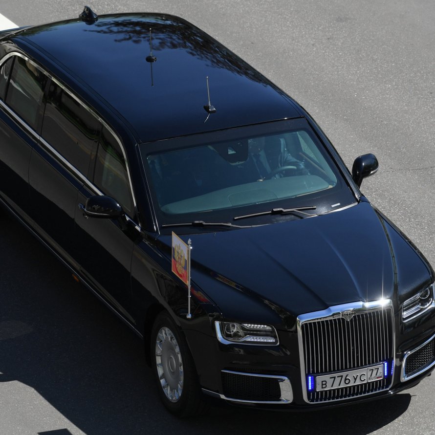 Лимузин Путина Aurus Senat Limousine