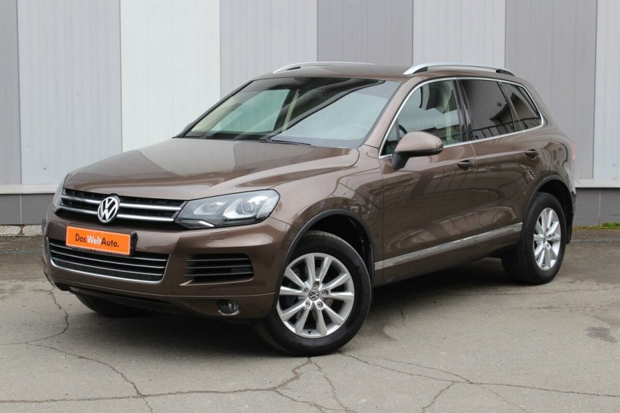 Volkswagen Touareg 2013 коричневый